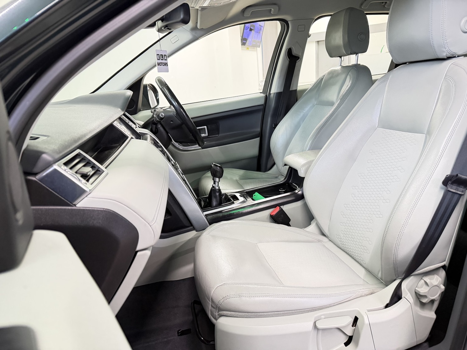 Used Land Rover Discovery Sport 2015 for sale - 77129533: Photo 12