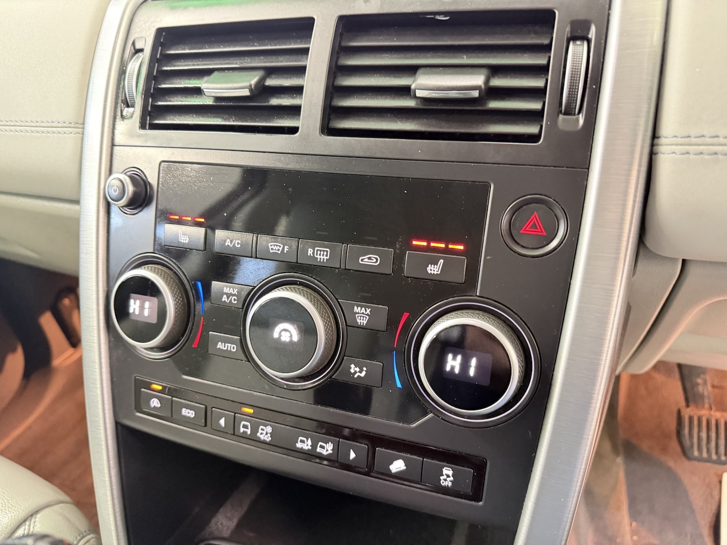 Used Land Rover Discovery Sport 2015 for sale - 77129533: Photo 14