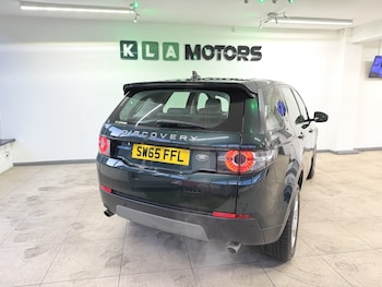 Used Land Rover Discovery Sport 2015 for sale - 77129533: Photo
