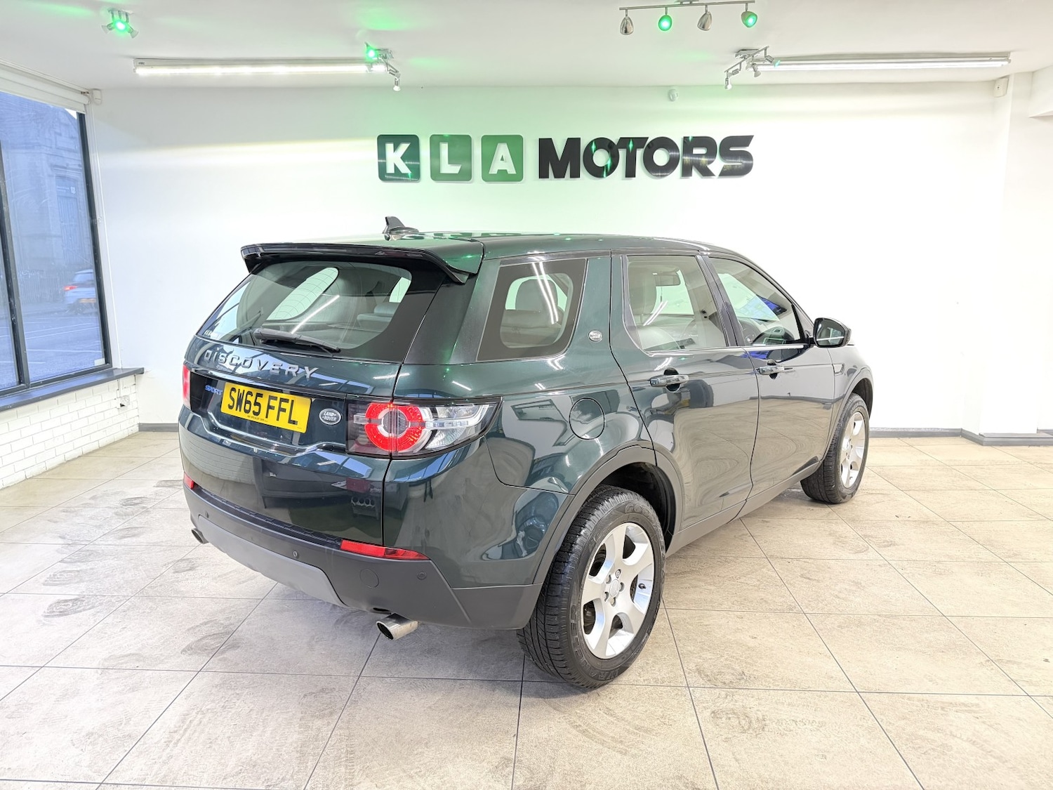 Used Land Rover Discovery Sport 2015 for sale - 77129533: Photo 5