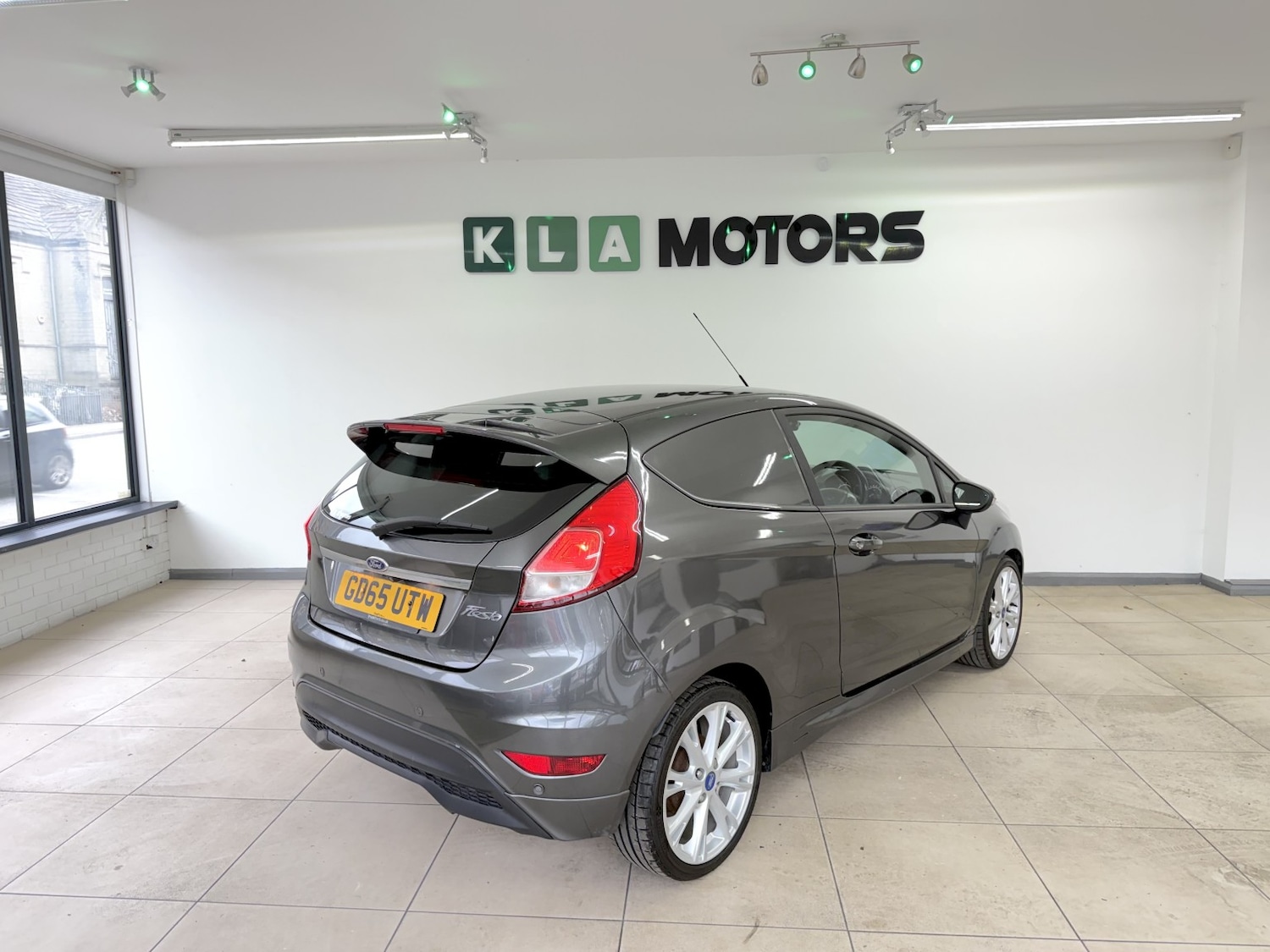 Used Ford Fiesta Van 2016 for sale - 77590089: Photo 5