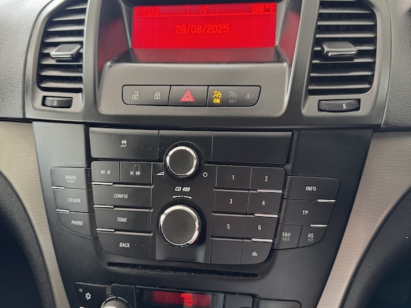 Used Vauxhall Insignia 2012 for sale - 76231088: Photo 13