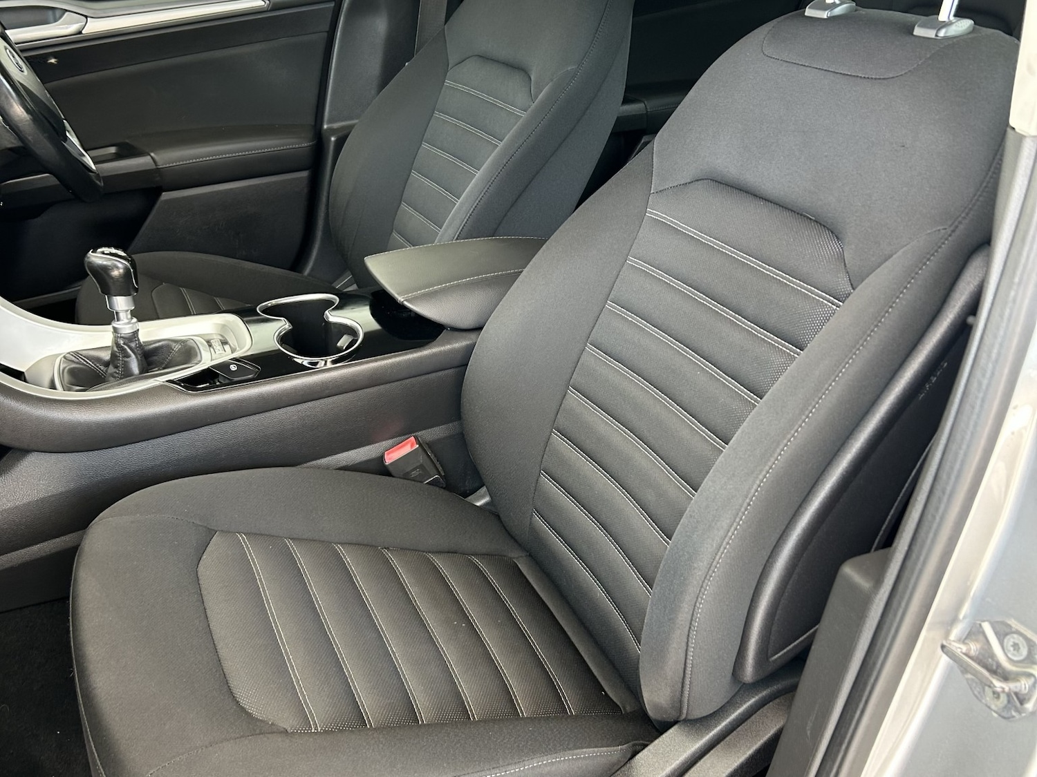 Used Ford Mondeo 2015 for sale - 76231083: Photo 11