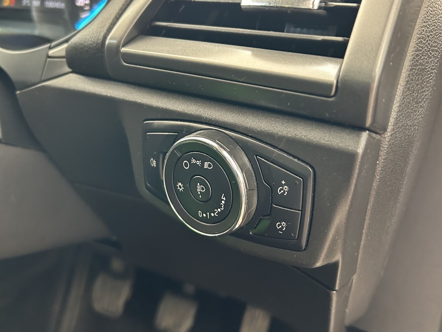 Used Ford Mondeo 2015 for sale - 76231083: Photo 12