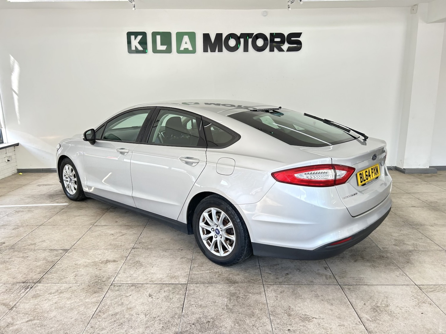 Used Ford Mondeo 2015 for sale - 76231083: Photo 3