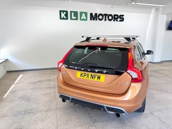 Used Volvo V60 2011 for sale - 75170652: Photo