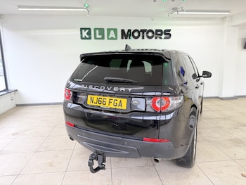 Used Land Rover Discovery Sport 2016 for sale - 77668535: Photo