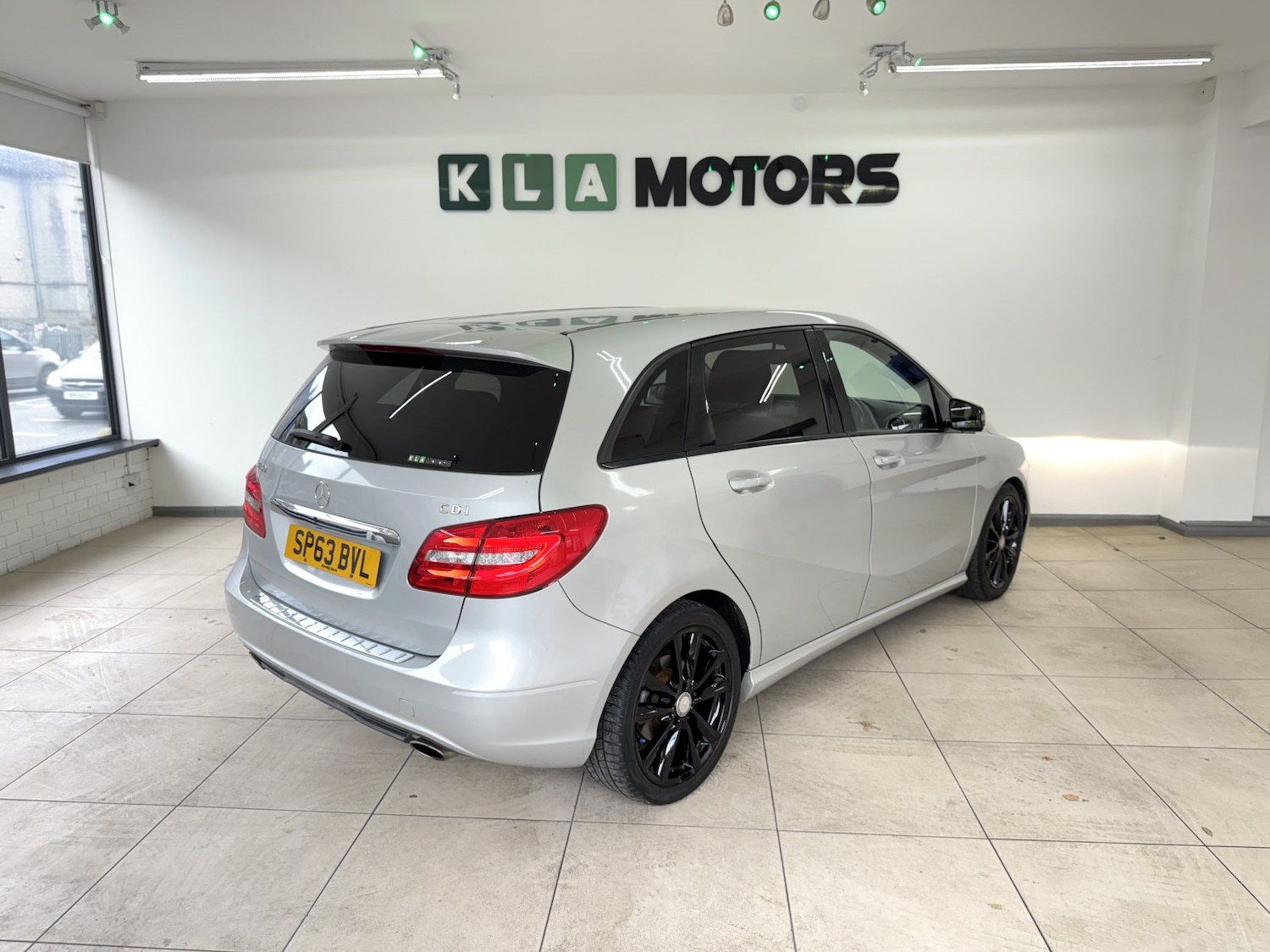 Used Mercedes-Benz B Class 2013 for sale - 76637464: Photo 5