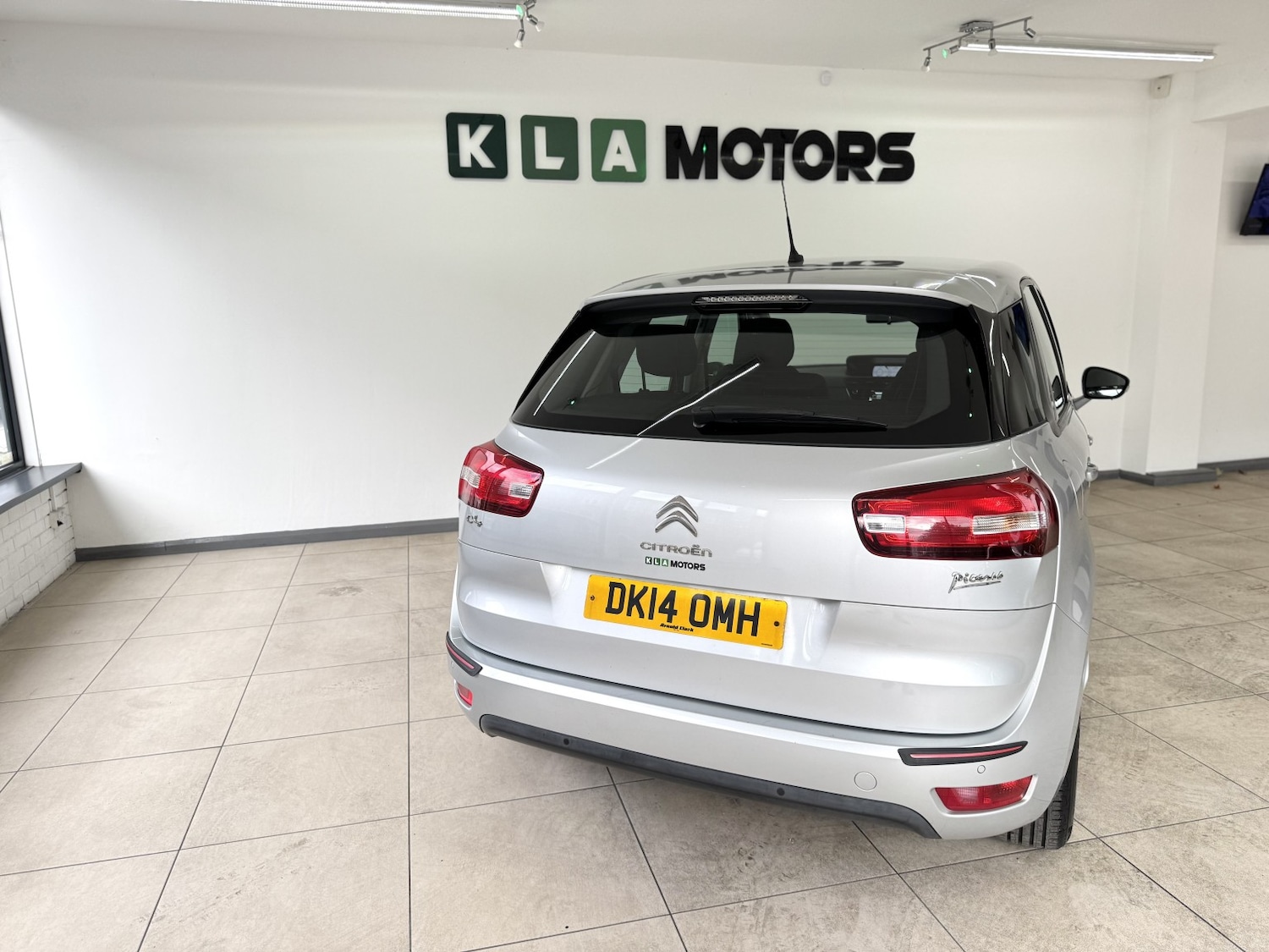 Used Citroen C4 Picasso 2014 for sale - 76231098: Photo 4