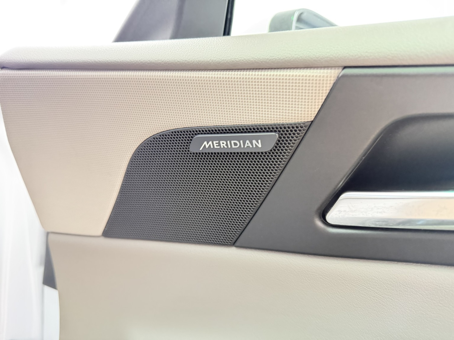 Used Jaguar XE 2016 for sale - 77438372: Photo 18