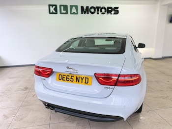 Used Jaguar XE 2016 for sale - 77438372: Photo
