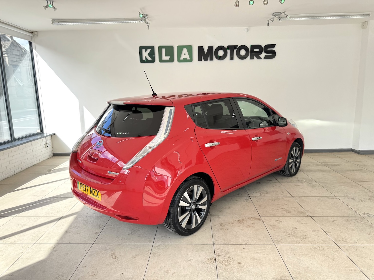 Used Nissan Leaf 2017 for sale - 76769395: Photo 5