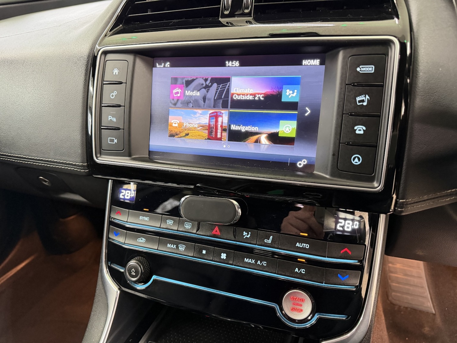 Used Jaguar XE 2017 for sale - 77417459: Photo 12