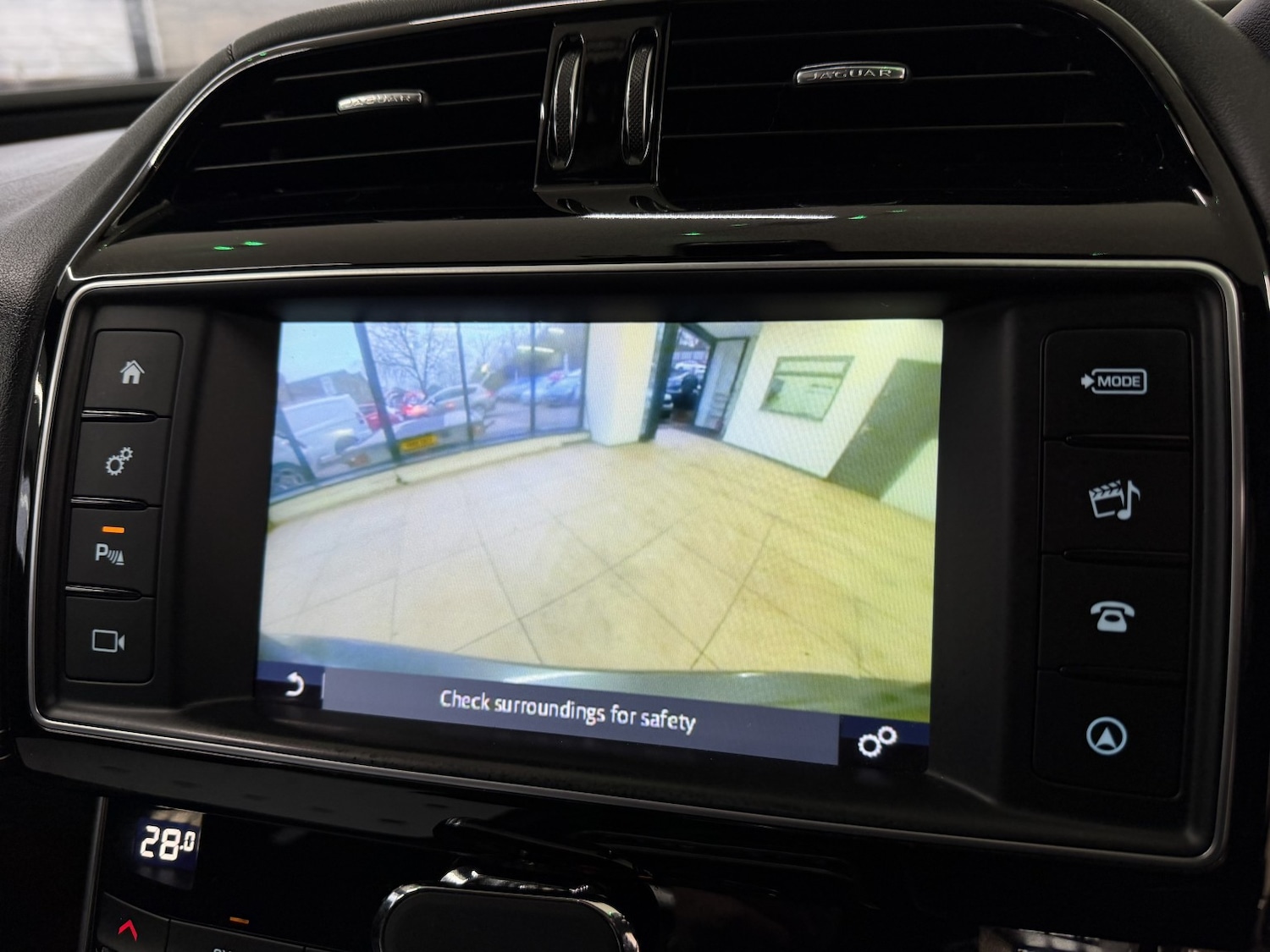 Used Jaguar XE 2017 for sale - 77417459: Photo 14