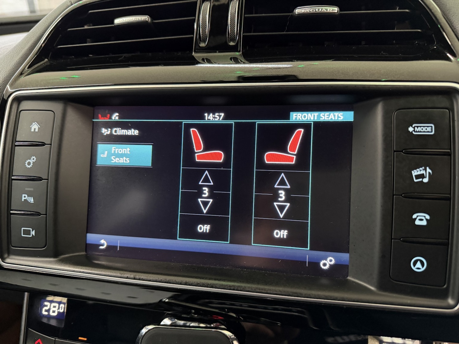 Used Jaguar XE 2017 for sale - 77417459: Photo 15