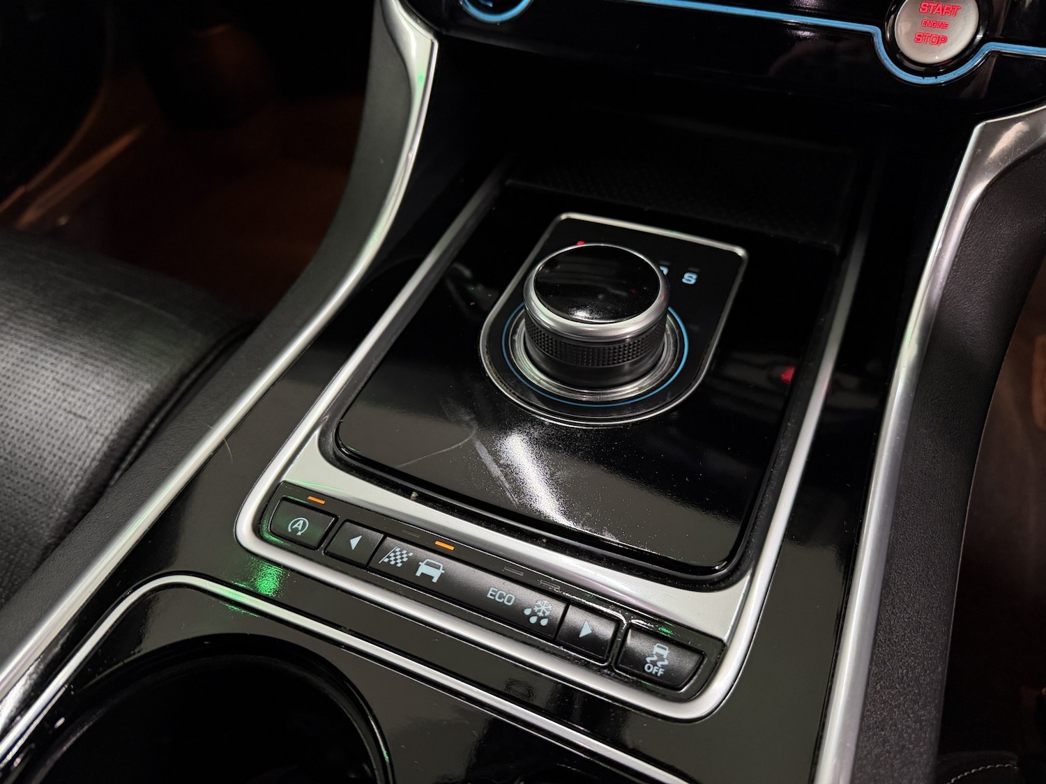 Used Jaguar XE 2017 for sale - 77417459: Photo 16