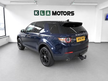 Used Land Rover Discovery Sport 2016 for sale - 79294581: Photo