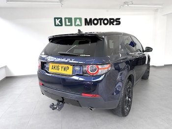Used Land Rover Discovery Sport 2016 for sale - 79294581: Photo
