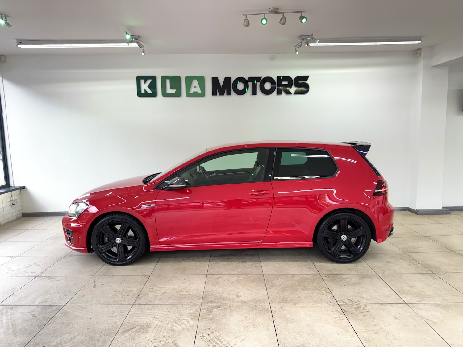 Used Volkswagen Golf 2015 for sale - 76242897: Photo 2