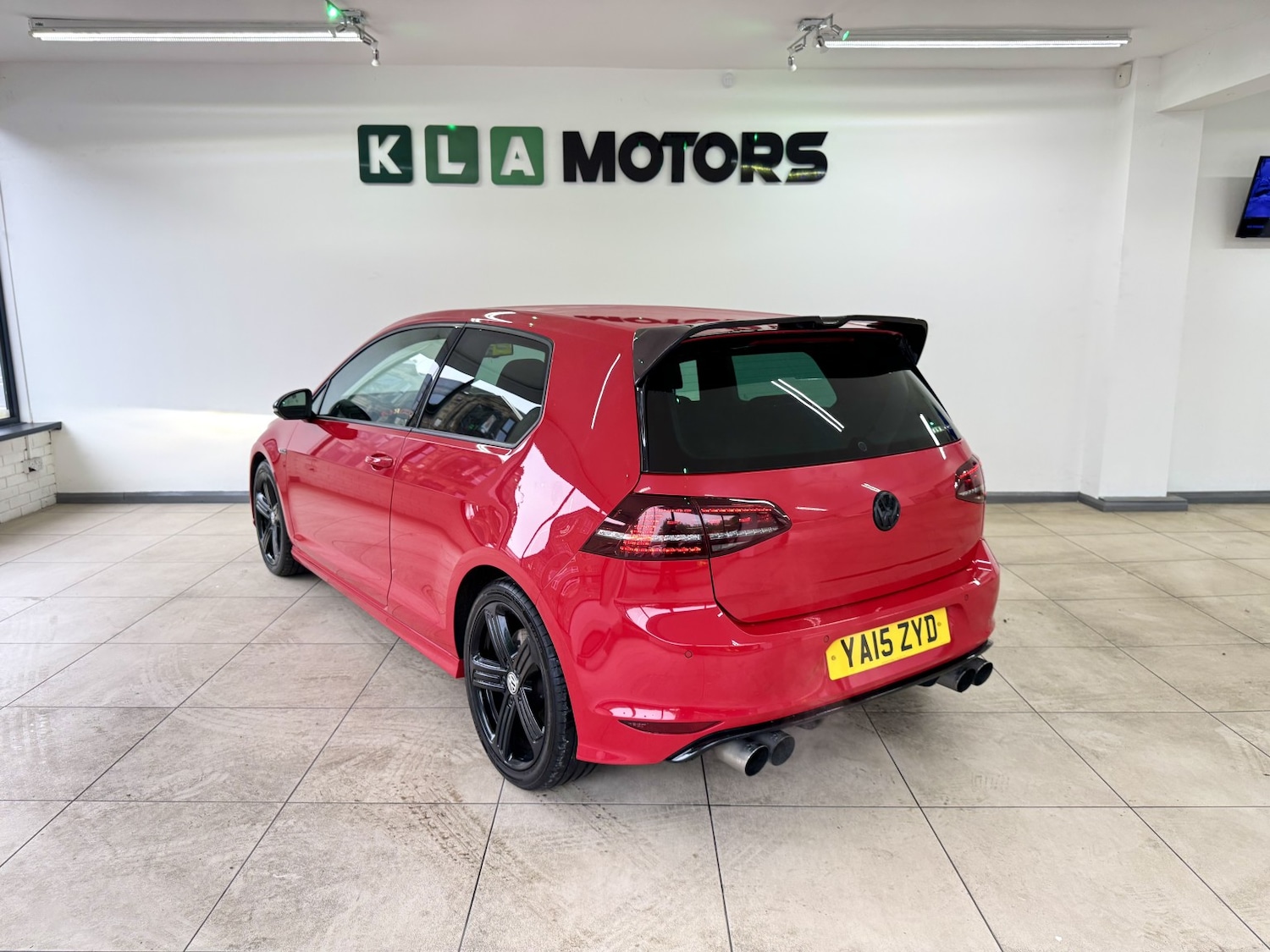 Used Volkswagen Golf 2015 for sale - 76242897: Photo 3