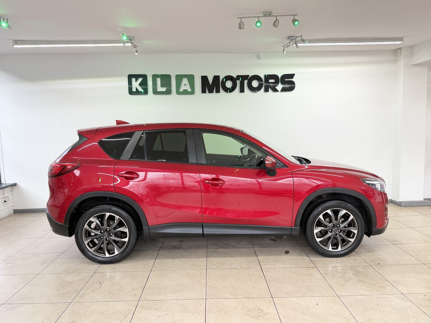 Used Mazda CX-5 2017 for sale - 76877537: Photo 6