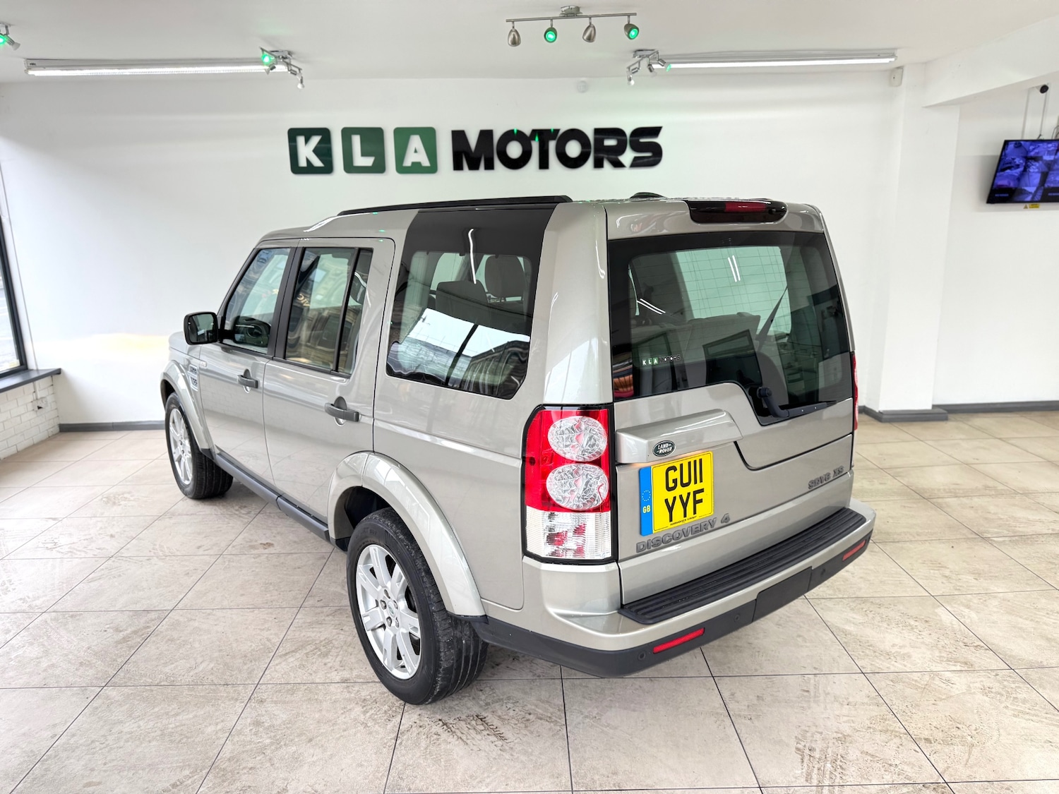 Used Land Rover Discovery 2011 for sale - 76126316: Photo 3