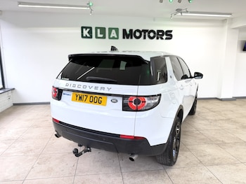 Used Land Rover Discovery Sport 2017 for sale - 78018414: Photo