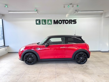 Used MINI Hatch 2017 for sale - 76117236: Photo