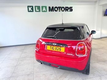 Used MINI Hatch 2017 for sale - 76117236: Photo
