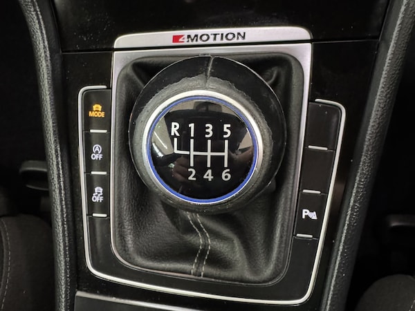 Used Volkswagen Golf 2015 for sale - 76231111: Photo 14