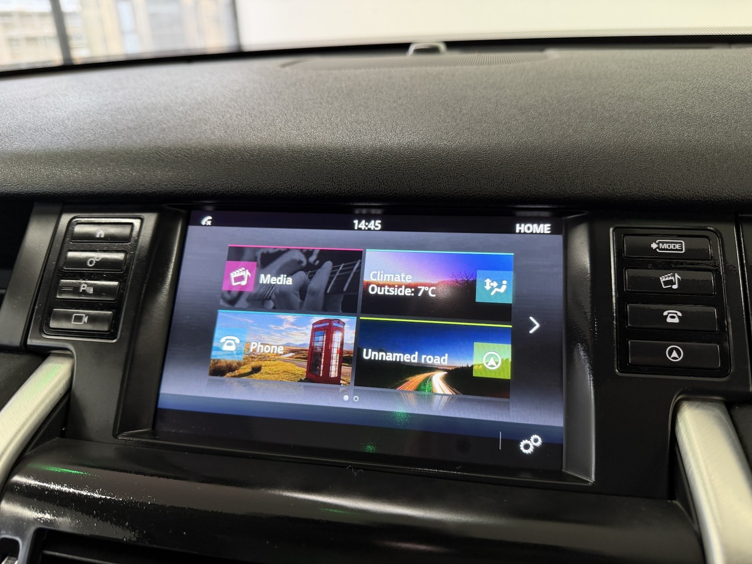 Used Land Rover Discovery Sport 2016 for sale - 77357323: Photo 15