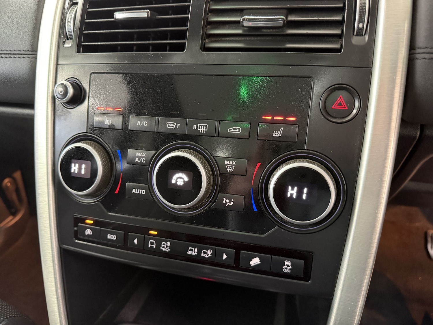 Used Land Rover Discovery Sport 2016 for sale - 77357323: Photo 17