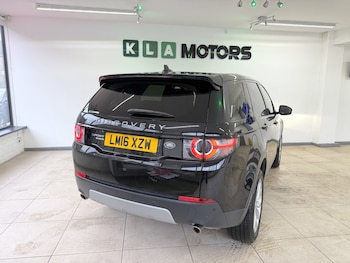 Used Land Rover Discovery Sport 2016 for sale - 77357323: Photo
