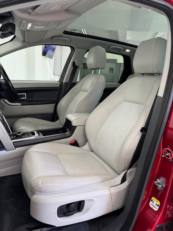 Used Land Rover Discovery Sport 2016 for sale - 76107235: Photo 11