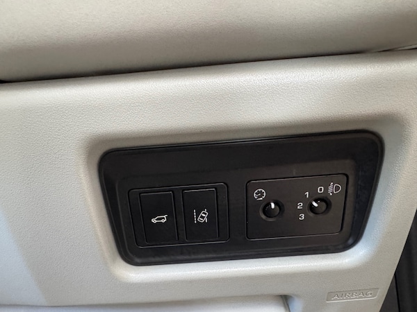 Used Land Rover Discovery Sport 2016 for sale - 76107235: Photo 15