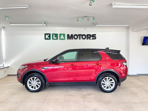 Used Land Rover Discovery Sport 2016 for sale - 76107235: Photo 2