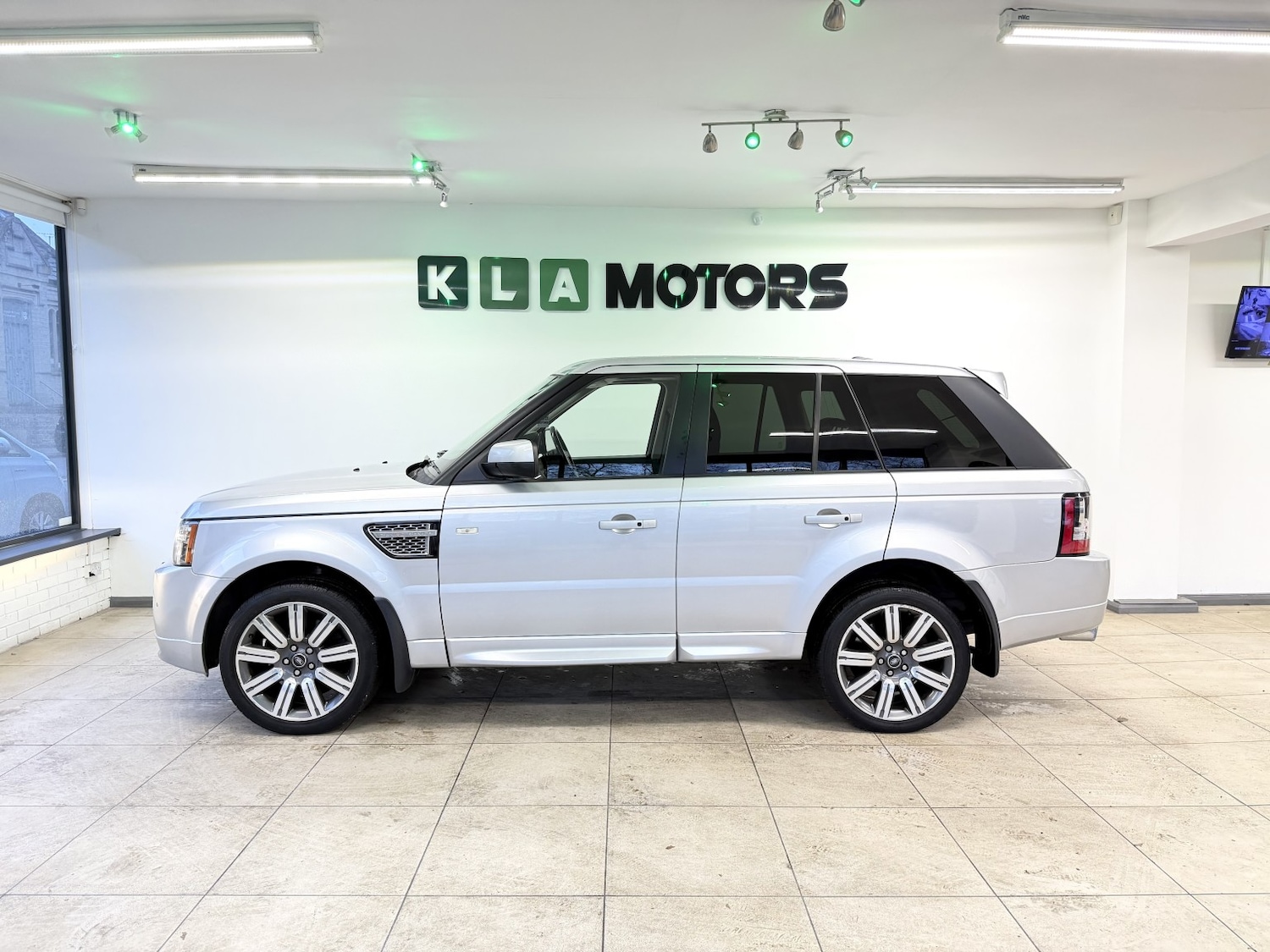 Used Land Rover Range Rover Sport 2012 for sale - 78004442: Photo 2