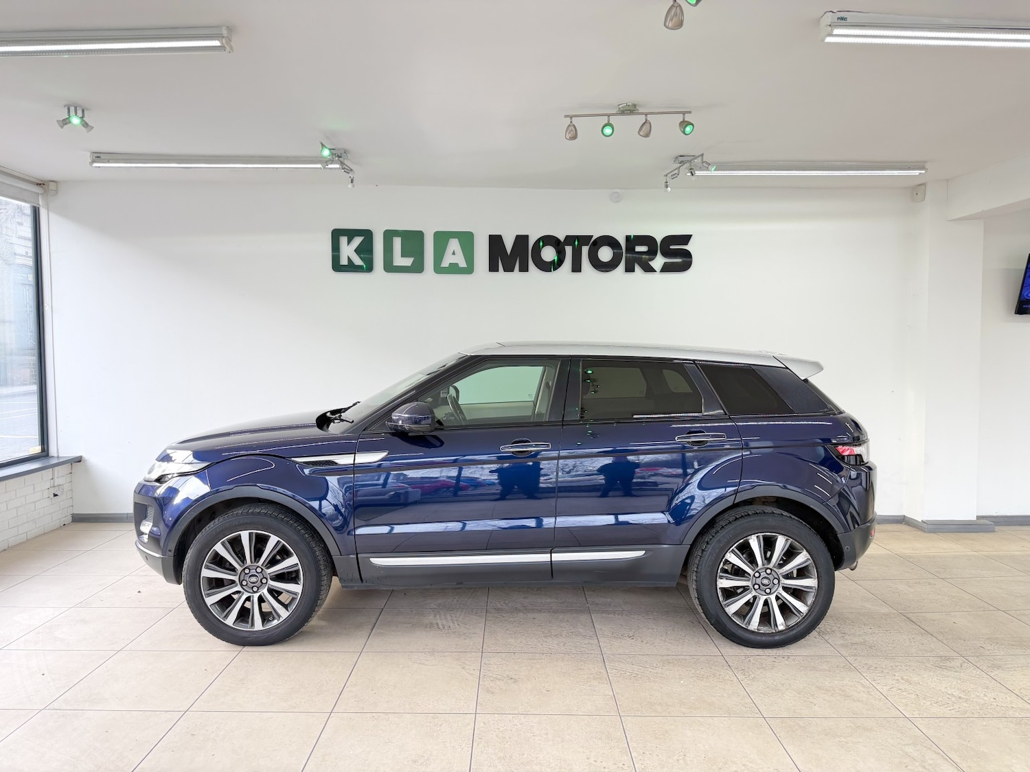Used Land Rover Range Rover Evoque 2013 for sale - 77578477: Photo 2