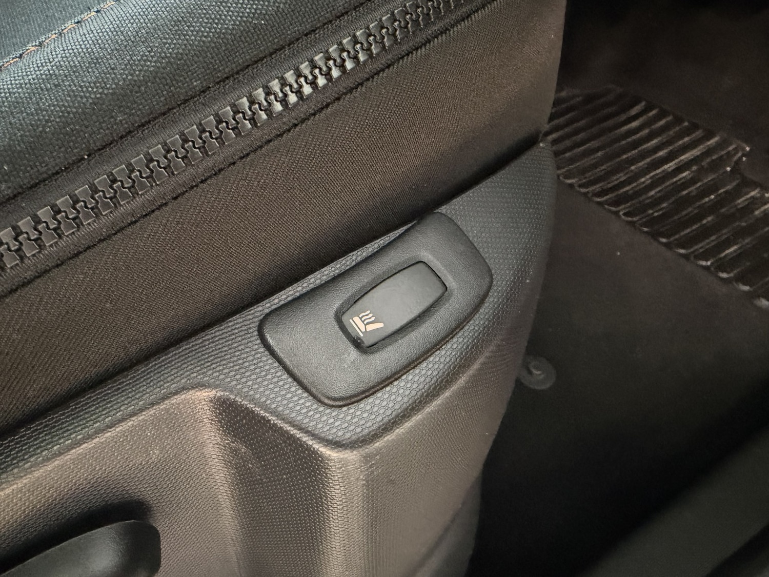 Used Renault Captur 2013 for sale - 77101358: Photo 15