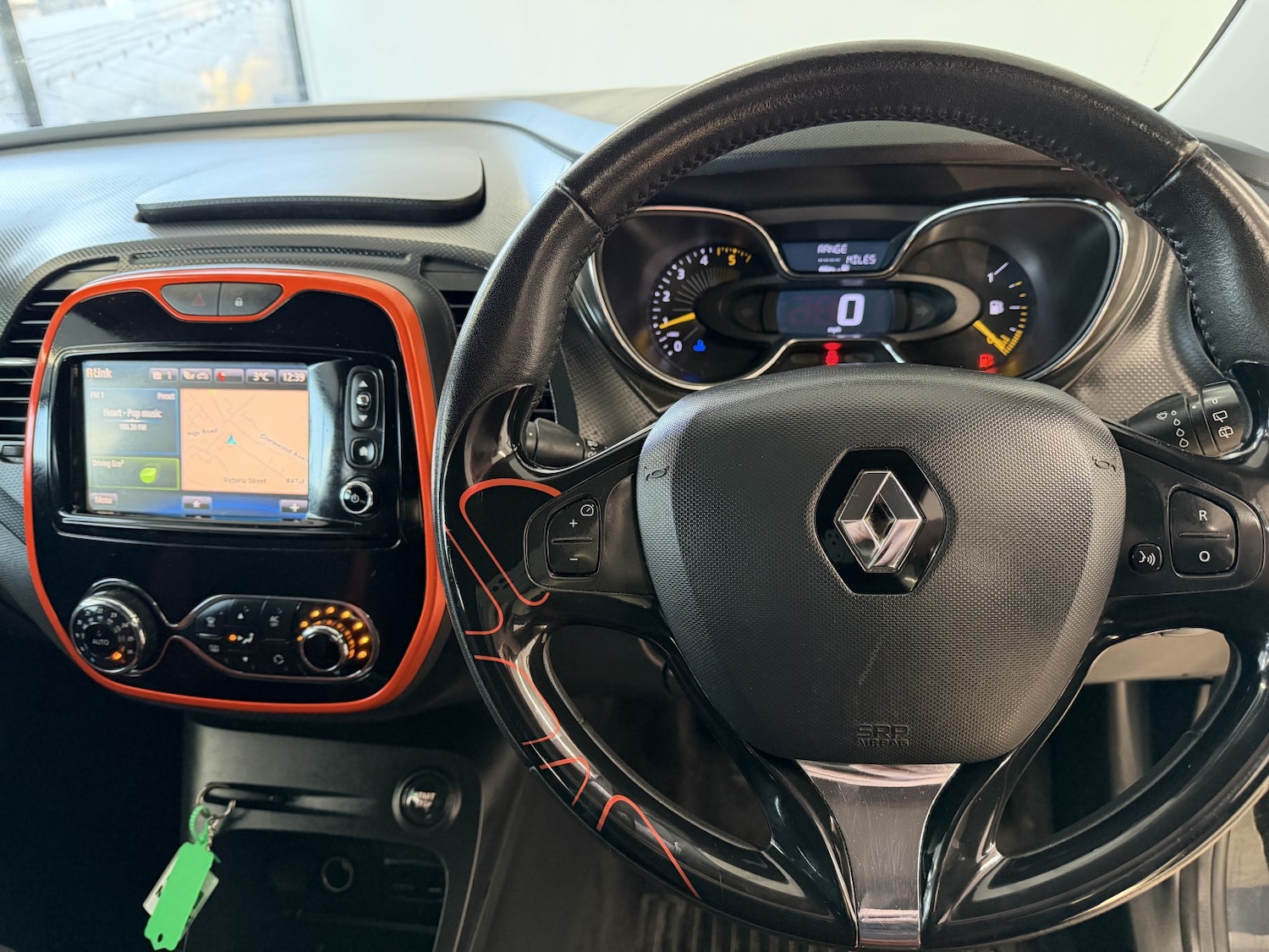 Used Renault Captur 2013 for sale - 77101358: Photo 9