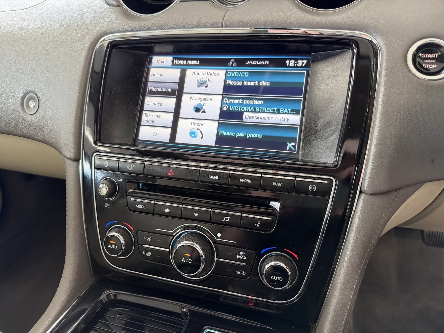 Used Jaguar XJ 2014 for sale - 76692801: Photo 14