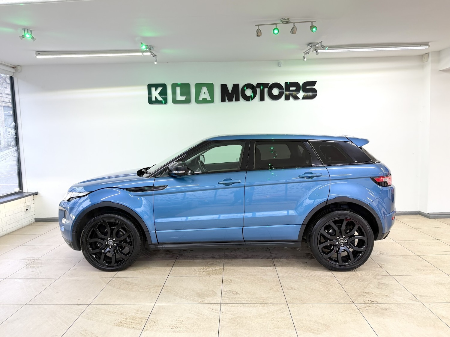 Used Land Rover Range Rover Evoque 2013 for sale - 77033089: Photo 2