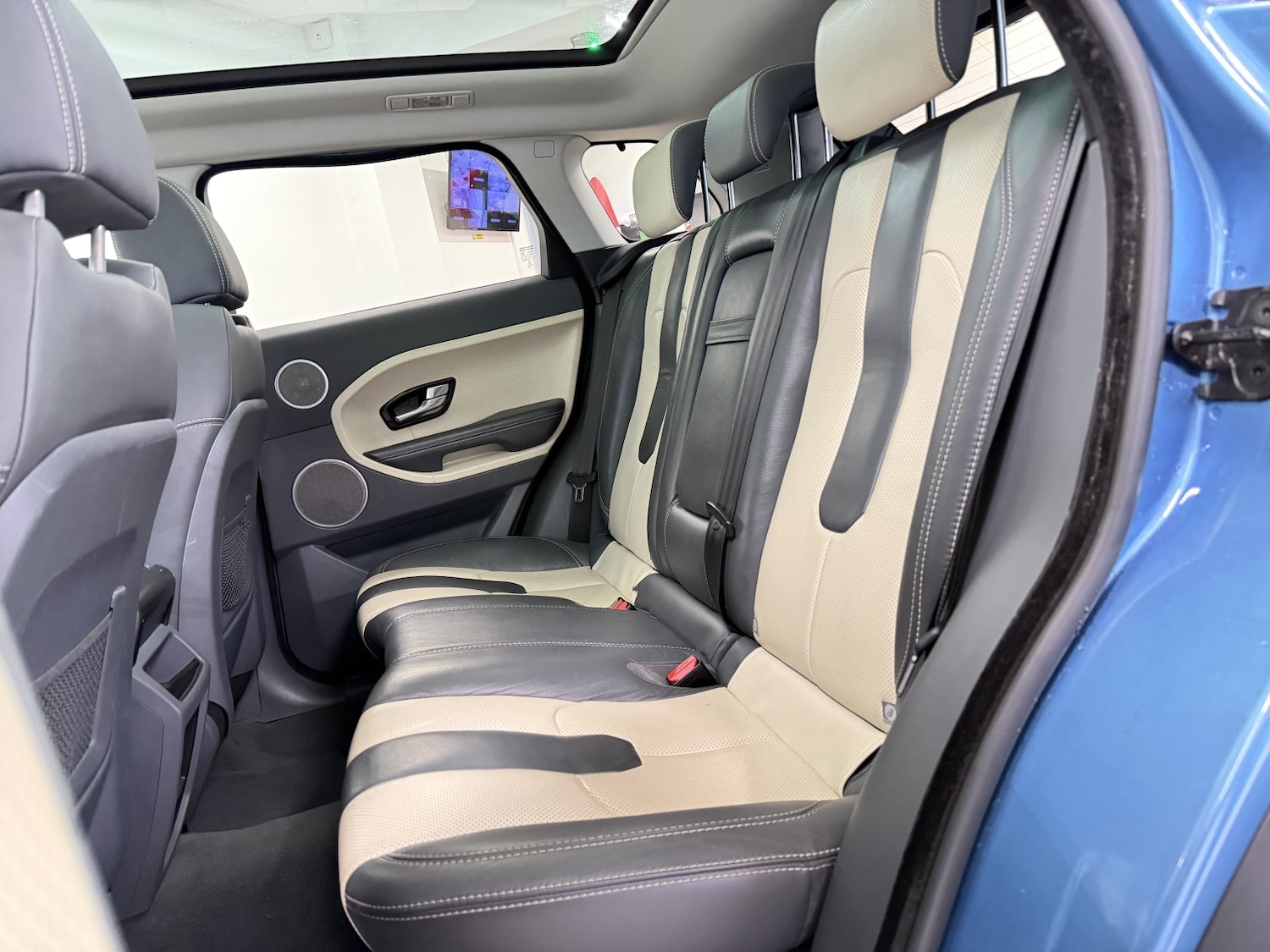 Used Land Rover Range Rover Evoque 2013 for sale - 77033089: Photo 22