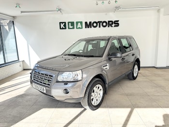 2010 (T) - 2.2 Td4 e XS [Nav] 5dr