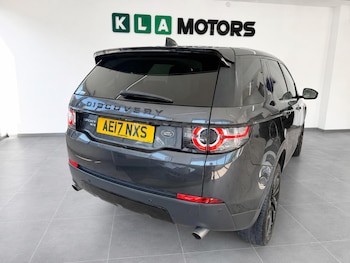 Used Land Rover Discovery Sport 2017 for sale - 79184160: Photo