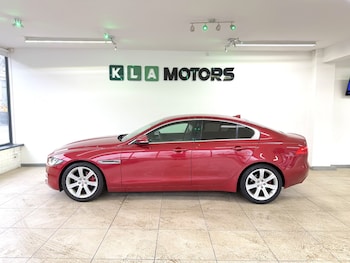 Used Jaguar XE 2016 for sale - 77584573: Photo