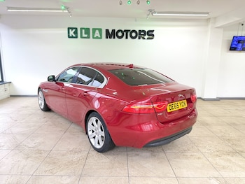 Used Jaguar XE 2016 for sale - 77584573: Photo