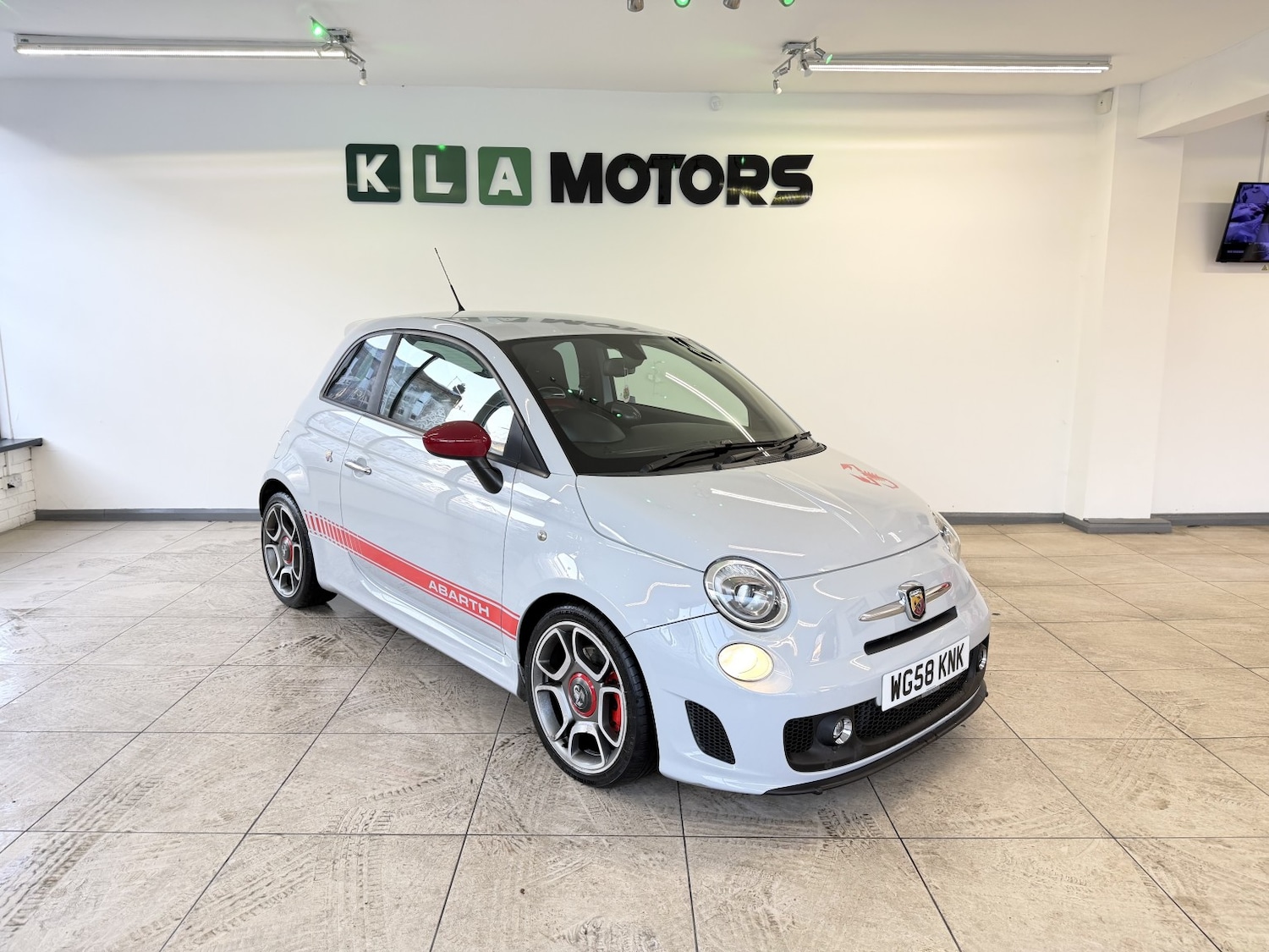Used Abarth 500 2009 for sale - 77101379: Photo 7