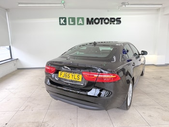Used Jaguar XE 2015 for sale - 77813120: Photo
