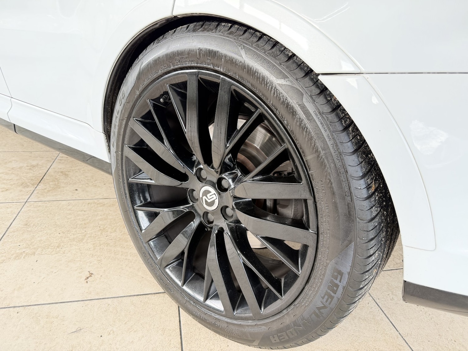 Used Land Rover Range Rover Sport 2015 for sale - 77395272: Photo 9